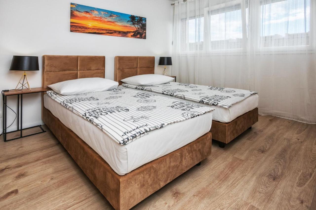 Mare Apartment *